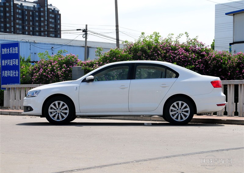 2014款 改款 1.6L 自動舒適型