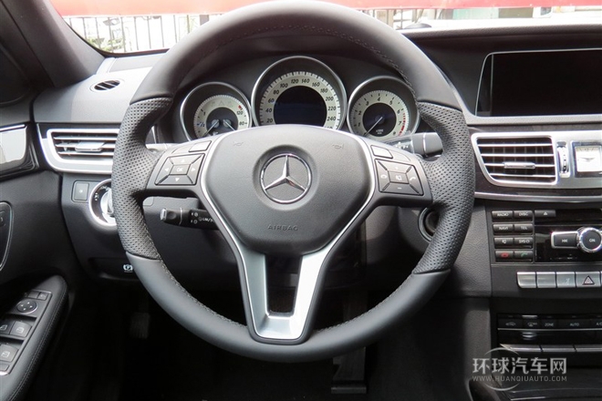 2015款E200L運(yùn)動(dòng)版