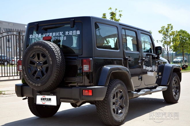 2013款 3.6L 四門版 Sahara