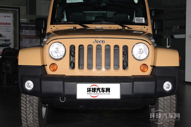 2013款 3.6L 四門(mén)版 Sahara