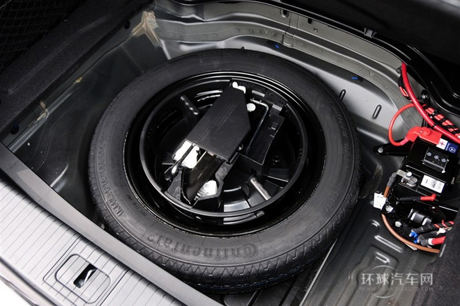 2015款E260L運動時尚版