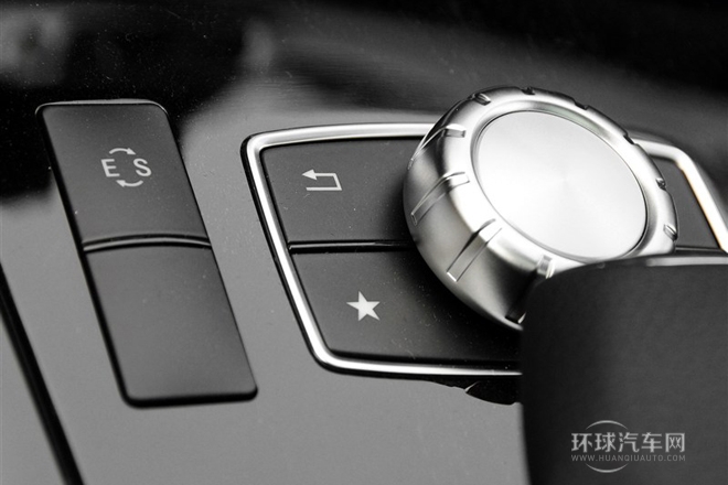 2015款E260L運動時尚版