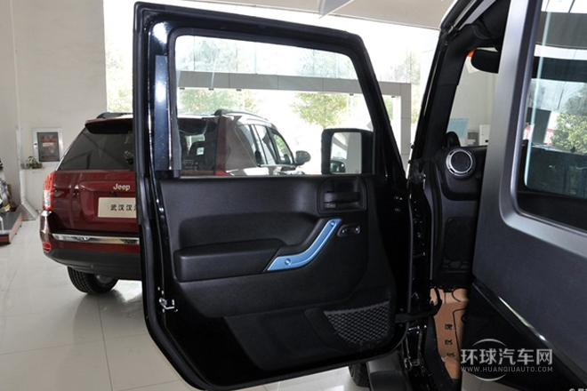 2014款 3.6L 龍騰典藏版