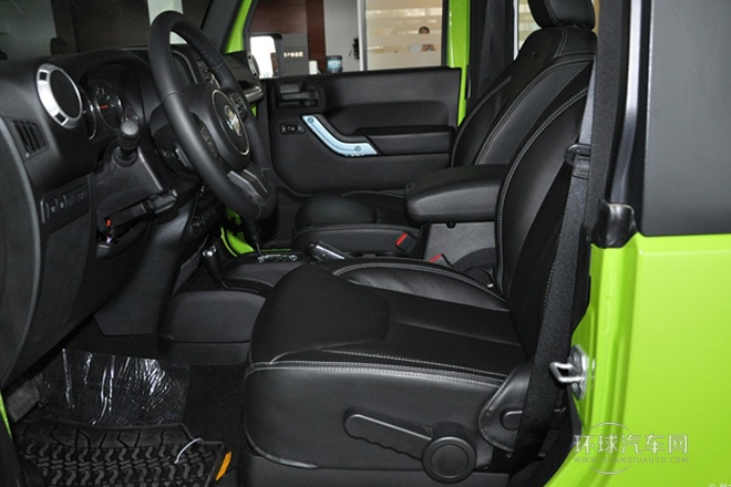 2014款 3.6L 龍騰典藏版