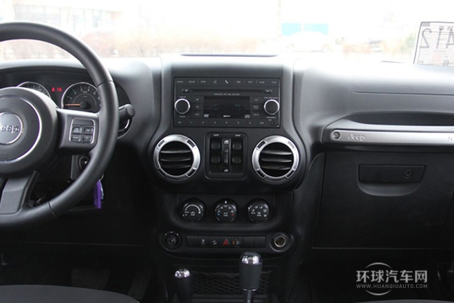 2014款 3.0L 四門版 Sahara