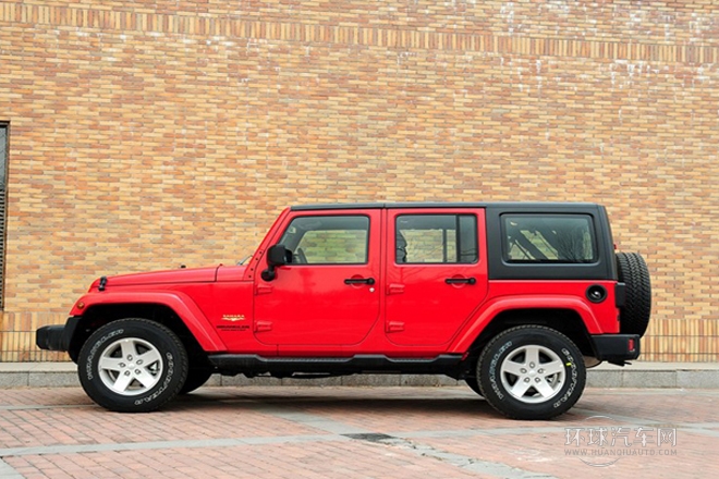 2014款 3.0L 四門版 Sahara