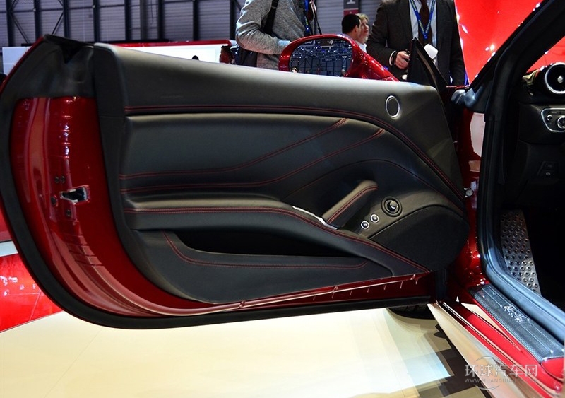 2015款 3.9T 標準型