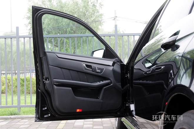 2015款E320L運(yùn)動版4MATIC