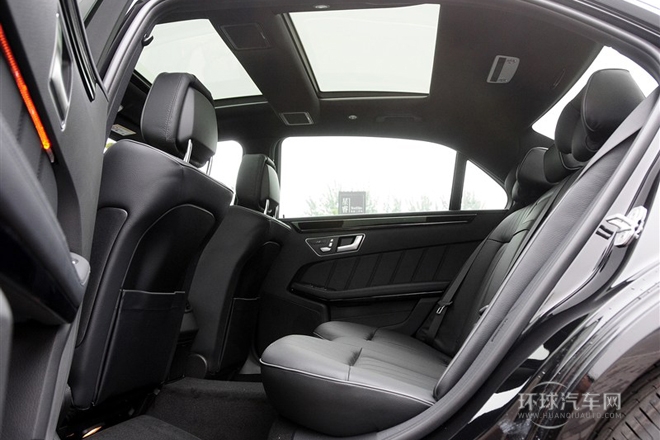 2015款E320L運(yùn)動(dòng)版4MATIC