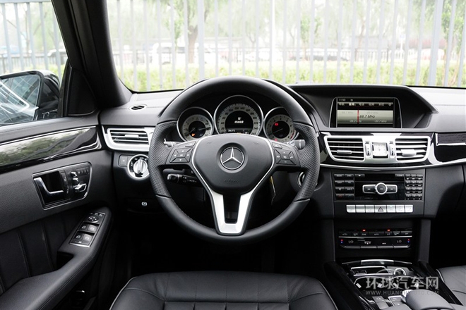 2015款E320L運(yùn)動(dòng)版4MATIC