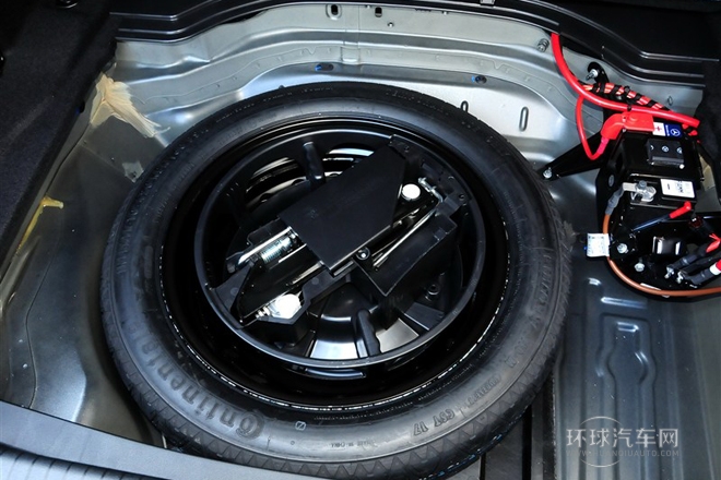 2015款E320L運(yùn)動(dòng)豪華版