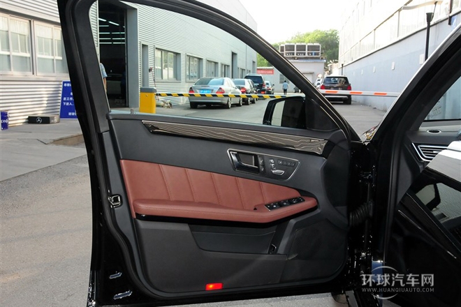 2015款E320L運動豪華版