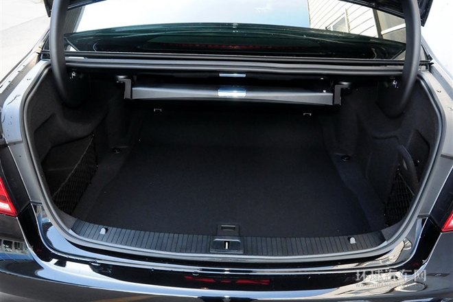 2015款E320L運動豪華版