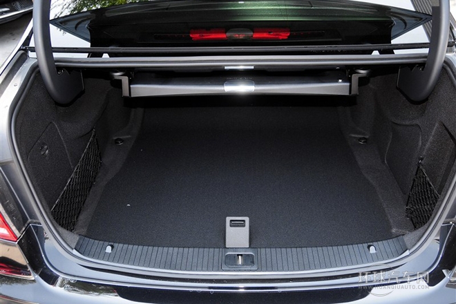 2015款E400L運動豪華版4MATIC