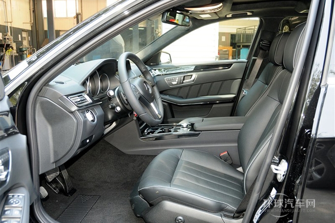 2015款E400L運(yùn)動(dòng)豪華版4MATIC