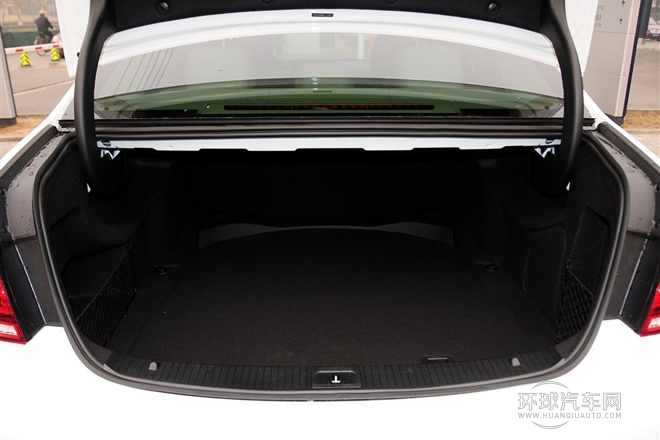 2014款改款E260L運動版