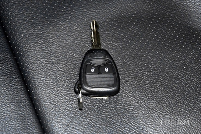 2014款 改款 2.4L 四驅(qū)豪華導航版