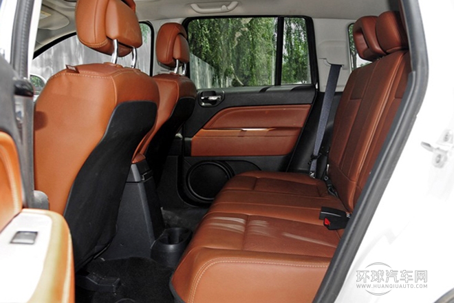 2014款 改款 2.4L 四驅(qū)豪華導(dǎo)航版