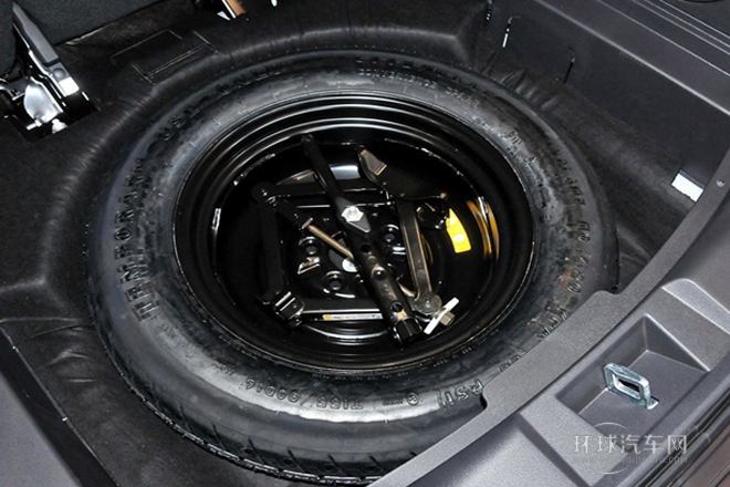 2014款 改款 2.4L 四驅豪華版