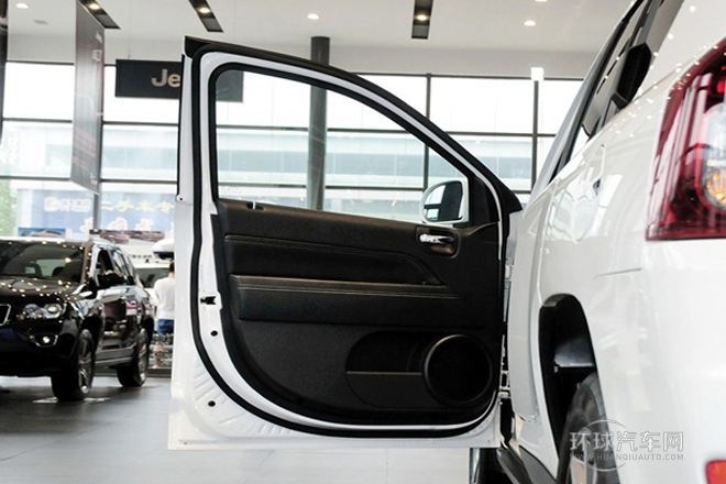 2014款 改款 2.4L 四驅(qū)豪華版