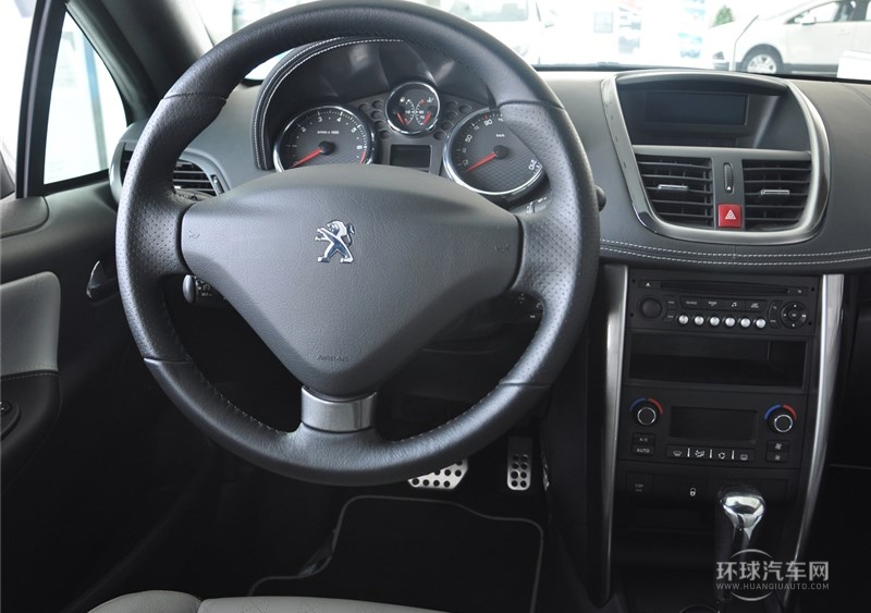 2013款 1.6L CC 羅蘭·加洛斯豪華