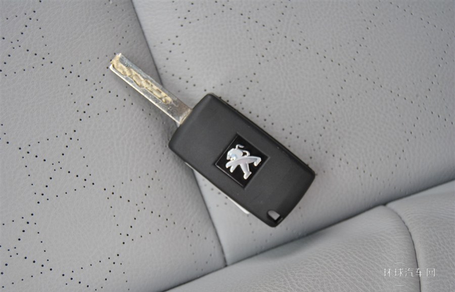 2013款 1.6L CC 羅蘭·加洛斯時(shí)尚型