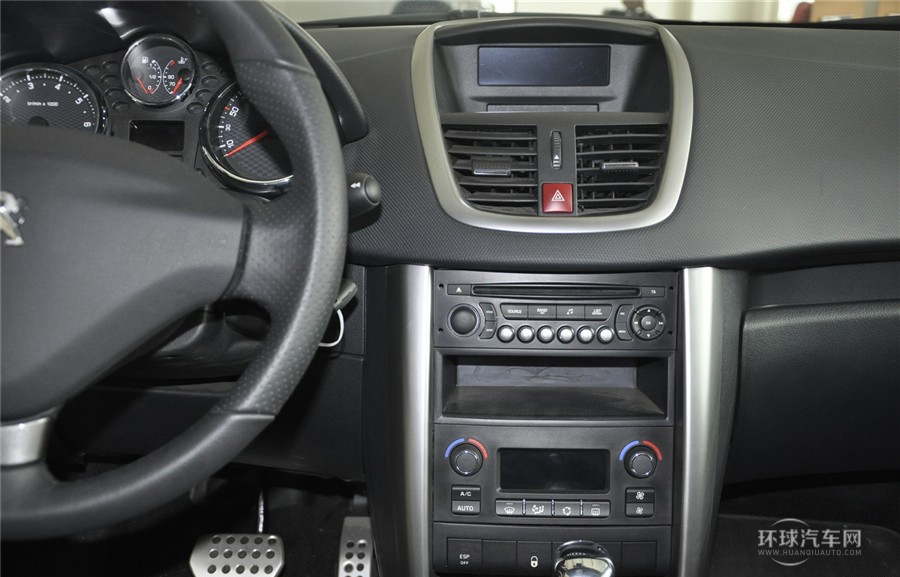 2013款 1.6L CC 自動豪華型