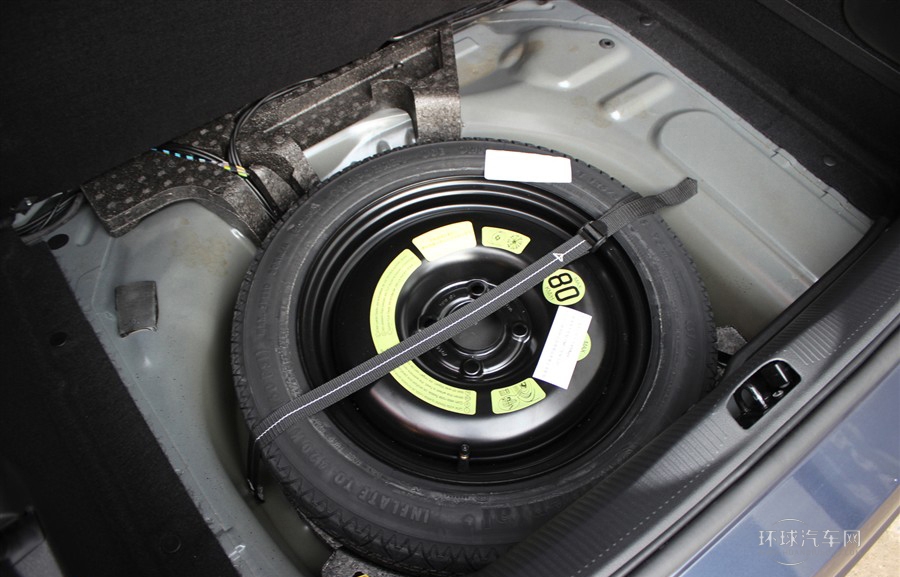 2013款 1.6L CC 自動豪華型