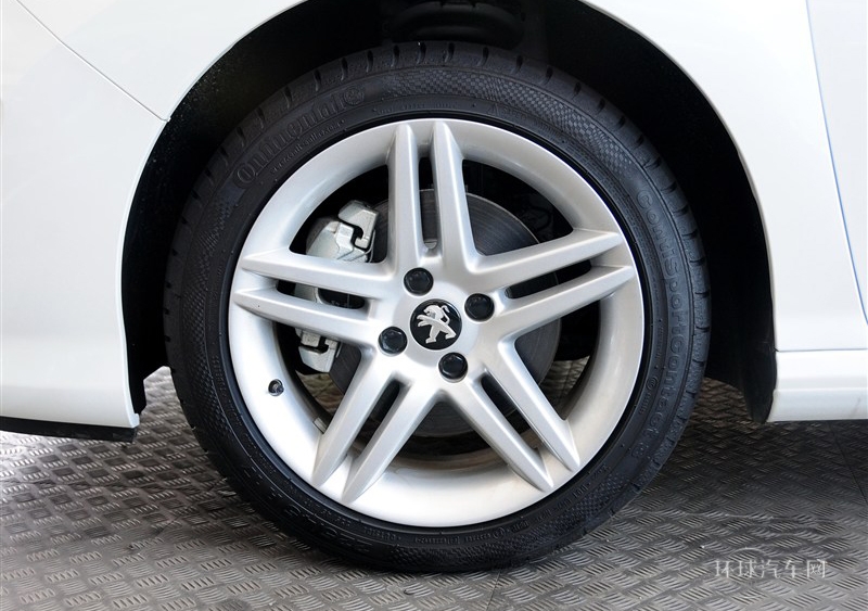 2012款 1.6T CC 豪華型