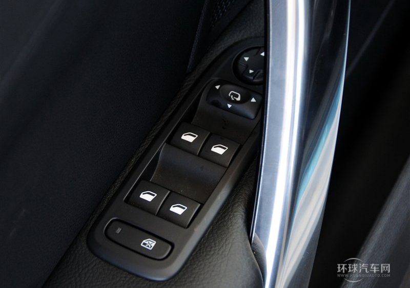 2012款 1.6T CC 豪華型