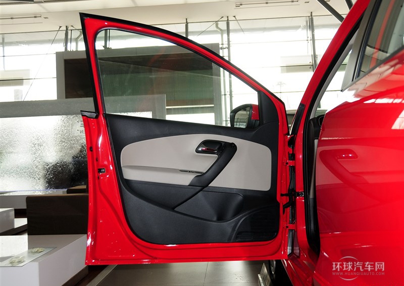 2013款 1.4L 手動(dòng)舒適版