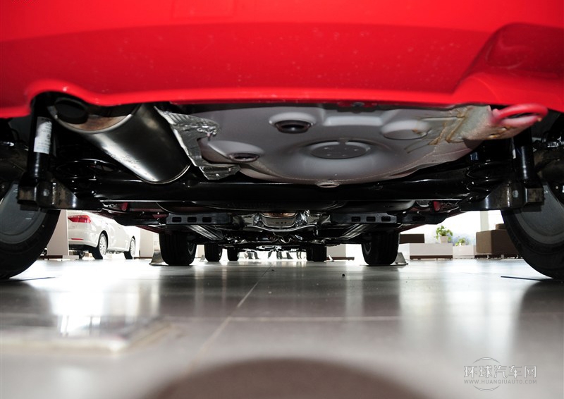 2013款 1.4L 自動豪華版