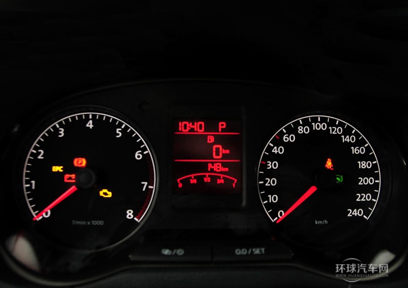 2013款 1.4L 自動(dòng)豪華版