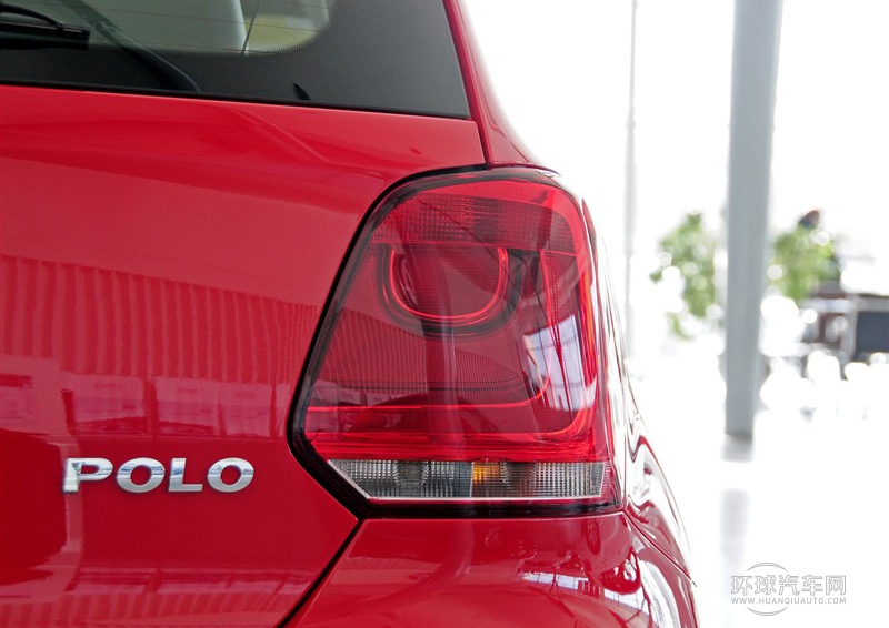 2013款 1.4L 自動(dòng)舒適版