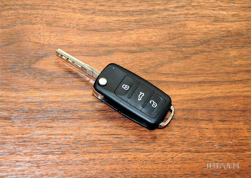 2013款 1.6L 手動(dòng)舒適版