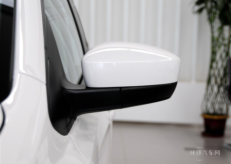 2013款 1.6L 手動舒適版