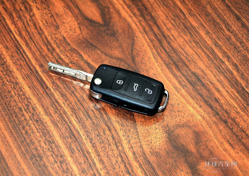 2013款 1.6L 自動豪華版