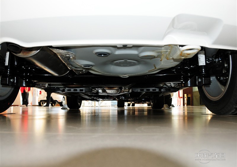 2013款 1.6L 自動豪華版