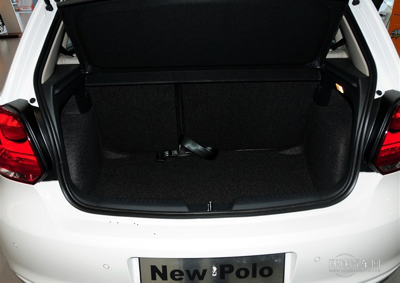 2013款 1.6L 自動(dòng)豪華版