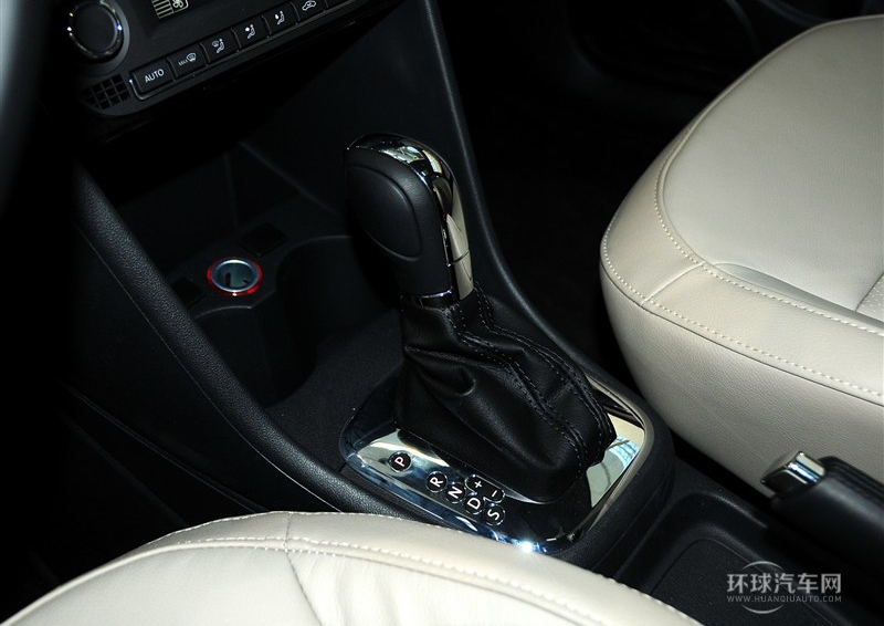 2013款 1.6L 自動(dòng)豪華版