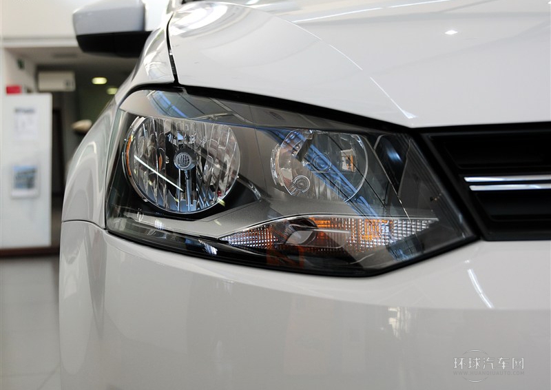 2013款 1.6L 自動(dòng)豪華版