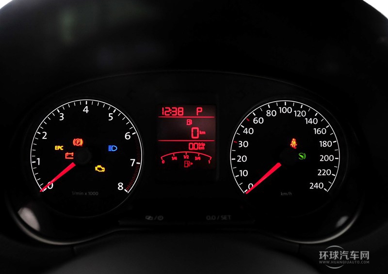 2013款 1.6L 自動舒適版