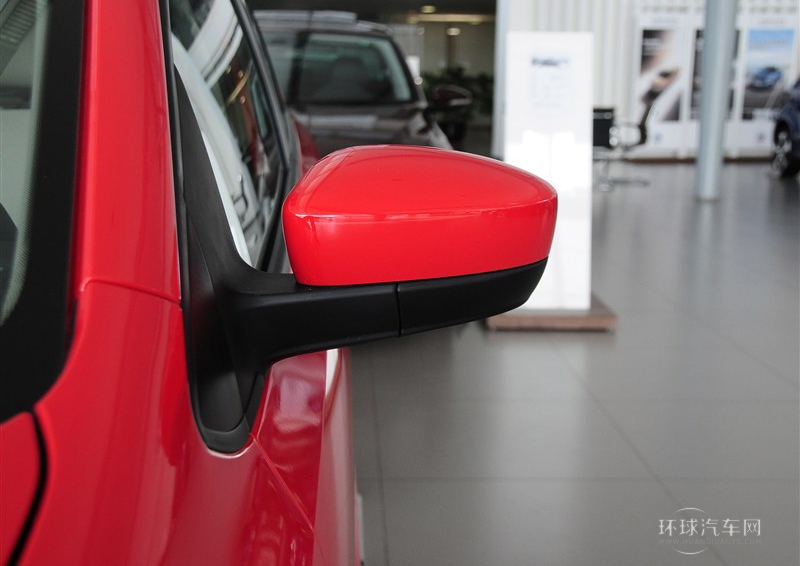 2013款 1.6L 自動(dòng)舒適版