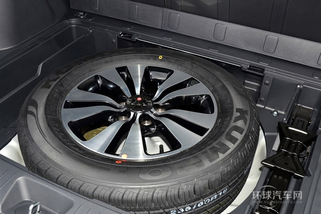 2013款 2.0L 自動(dòng)兩驅(qū)版Premium