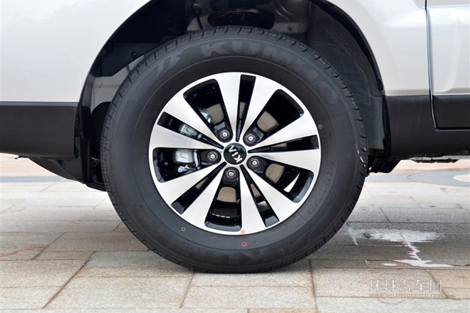 2013款 2.0L 自動兩驅版Premium