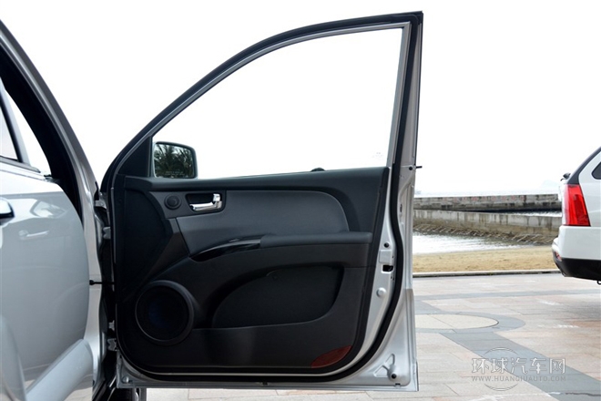 2013款 2.0L 自動兩驅(qū)版Premium