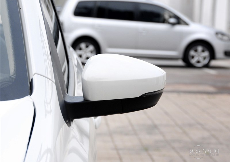 2014款 1.4L 自動(dòng)豪華版