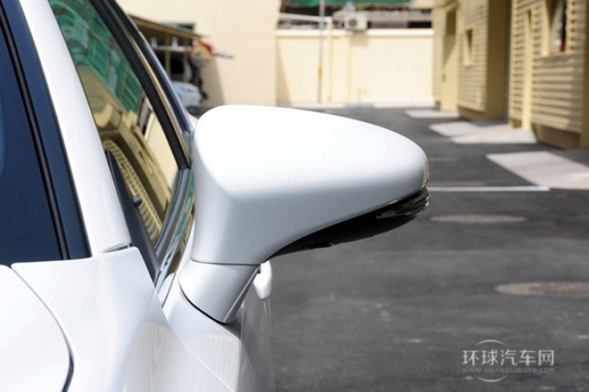 2014款 CT200h F-Sport 單色