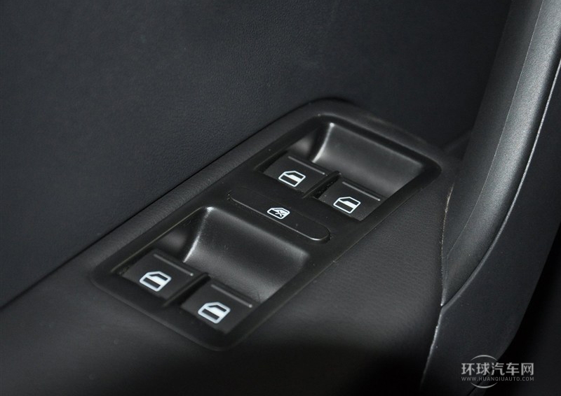 2014款 1.6L 手動(dòng)舒適版