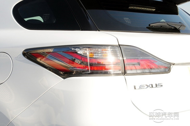 2014款 CT200h F-Sport 雙色